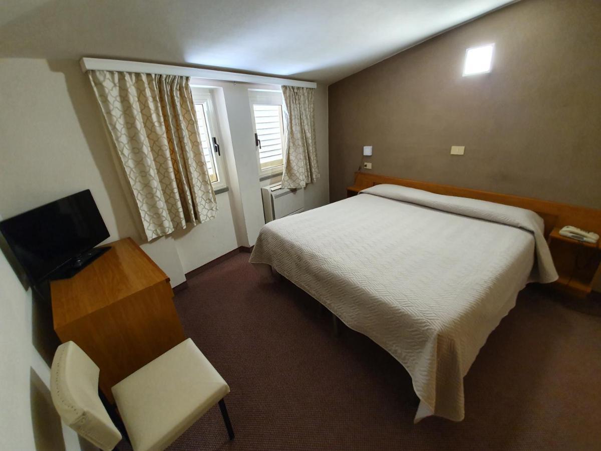 Hotel Giovanna Montecatini Terme Exterior photo